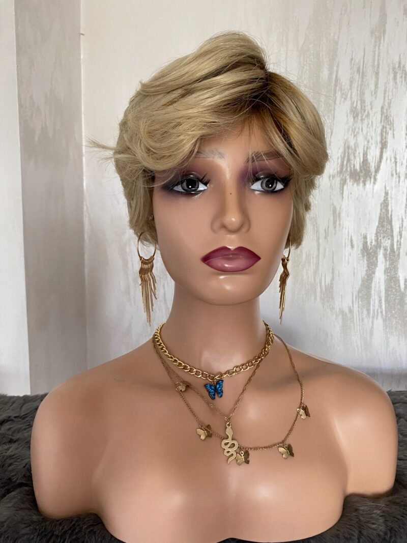 IMG_6013 شعر طبيعي روسي كثافة 180 اللون بلون سوندري