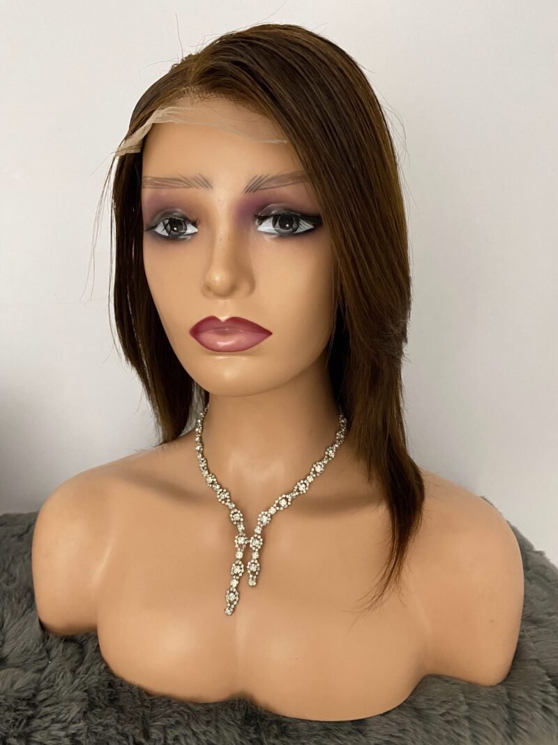 2025_06_18_01_08_IMG_1226 شعر طبيعي روسي طول 14 انش كثافة 200 دونتال 4*4 اللون مارون coupe effilée