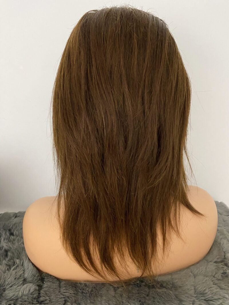 2025_06_18_01_09_IMG_1229 شعر طبيعي روسي طول 14 انش كثافة 200 دونتال 4*4 اللون مارون coupe effilée