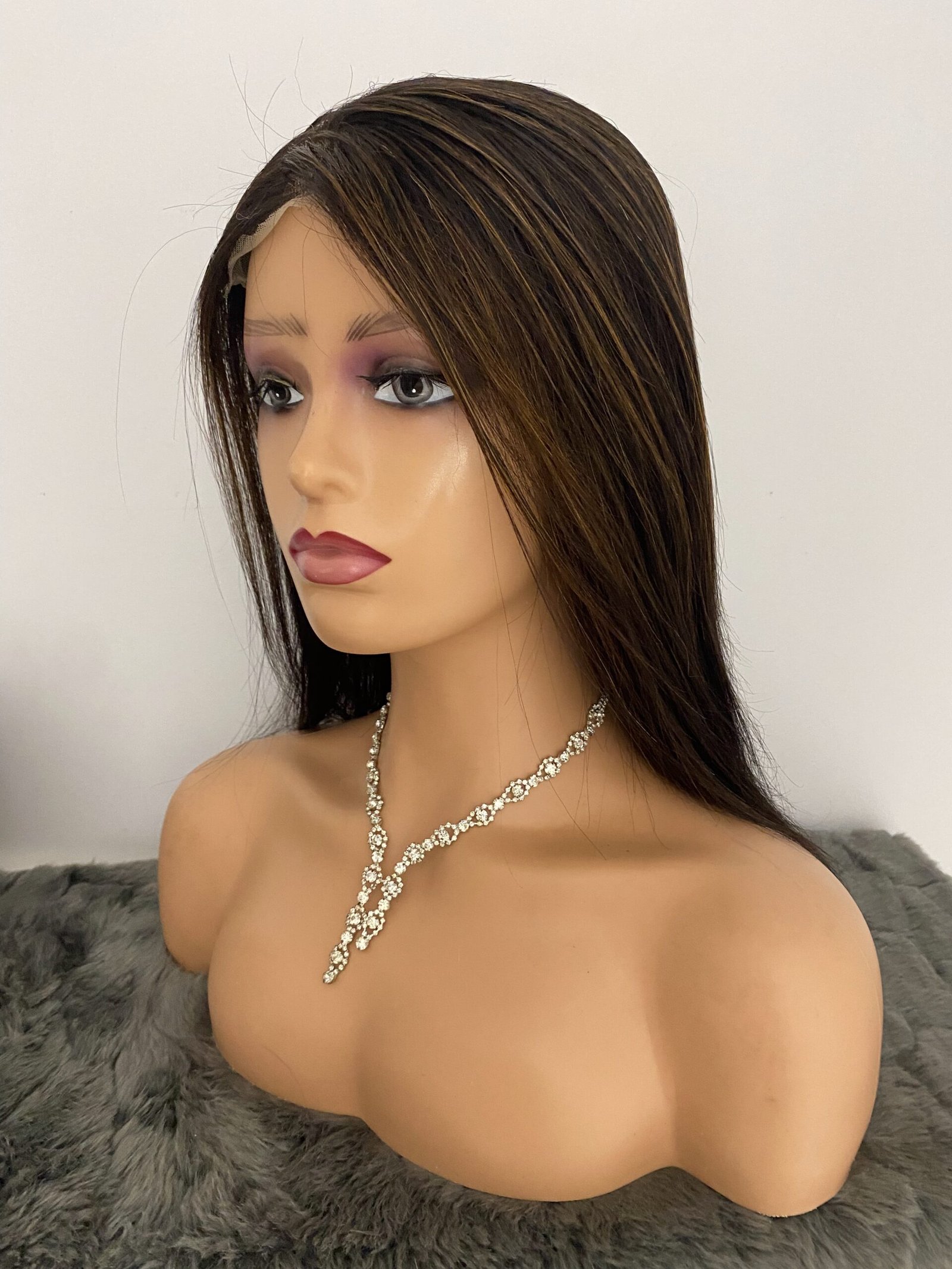 شعر طبيعي روسي GLUELESS  شاتان فونسي  silicone طول 16 انش كثافة 250 دونتال 5*5 coupe lisse avec reflets