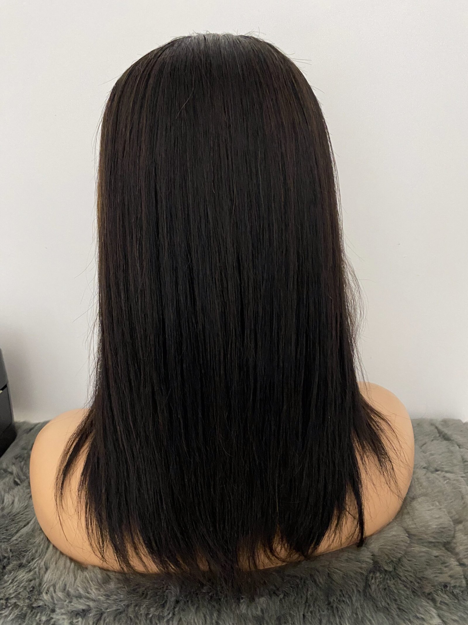 شعر طبيعي روسي GLUELESS  شاتان فونسي  silicone طول 16 انش كثافة 250 دونتال 5*5 coupe lisse avec reflets